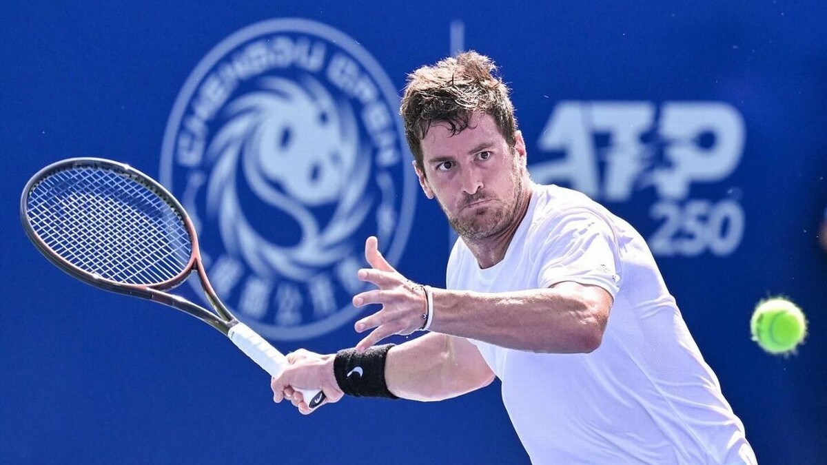 Федерико Гомес выигрывает в дебюте ATP 250 в Чэнду