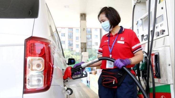 China Raises Maximum Gasoline and Diesel Prices