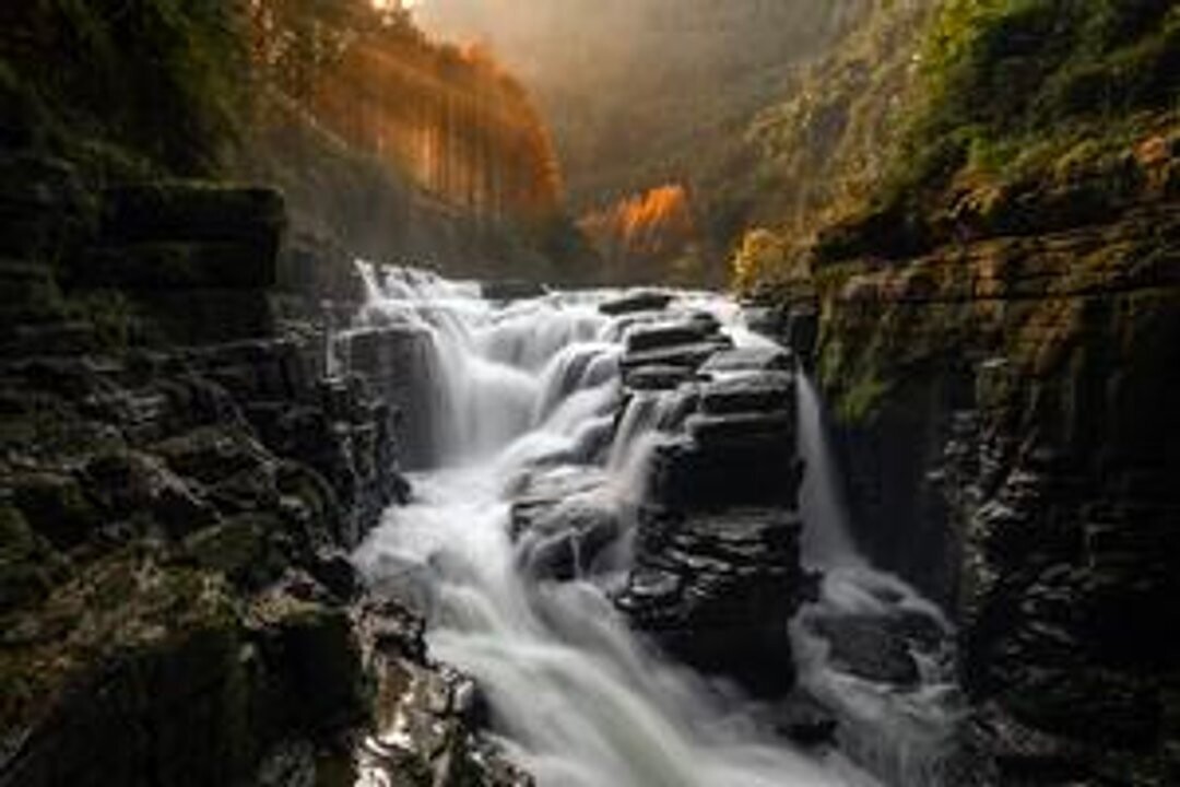 Cold Wave and Strong Winds Hit China