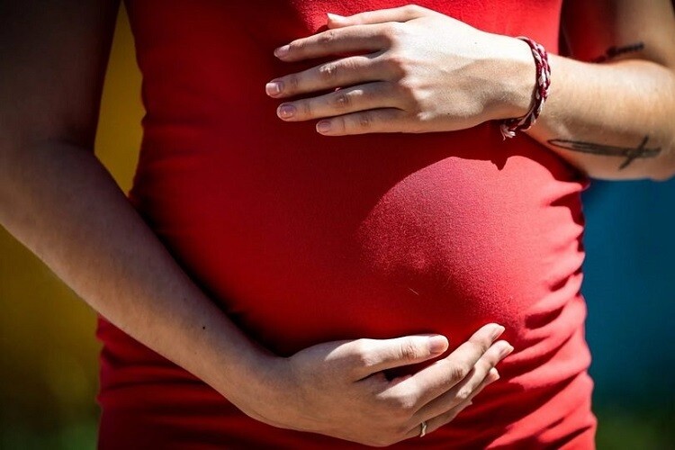 Chinese Authorities Dismantle Two Smuggling Networks of Pregnant Women's Blood