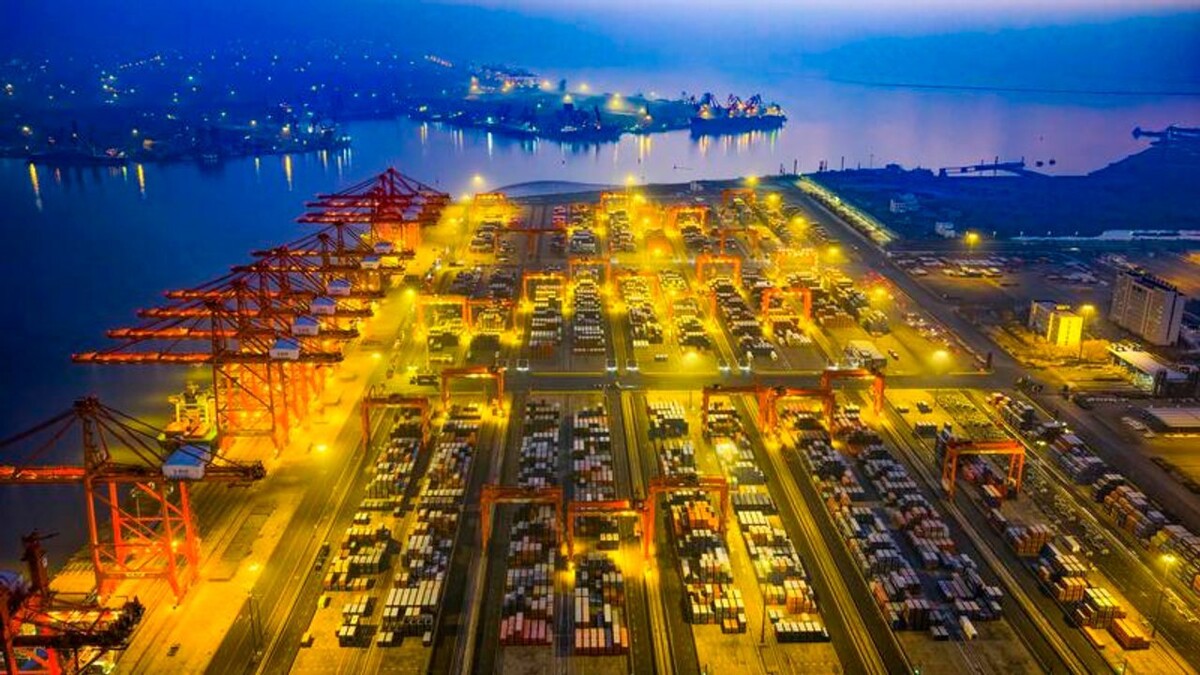 China to Make Domestic Demand Top Priority for 2026 Economic Policy