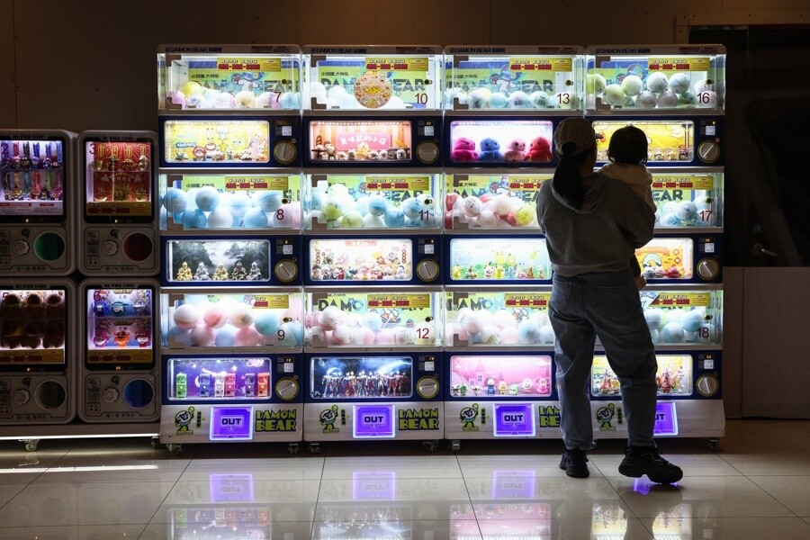 China's manufacturing activity rebounds in March