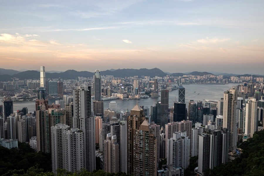 Hong Kong cuts ties with Japan over crisis with Beijing