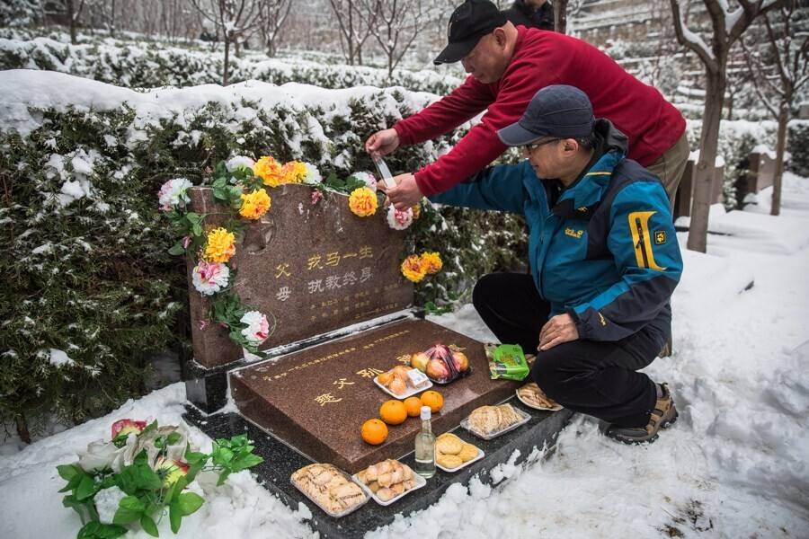 Growing Cost of Dying in China