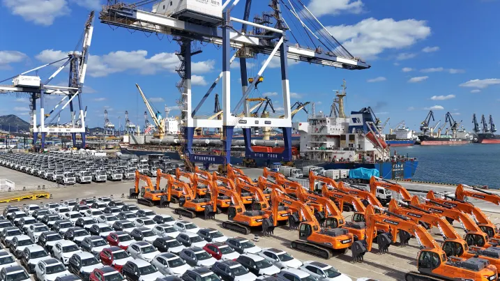 China's Manufacturing Activity Contracts More Than Expected