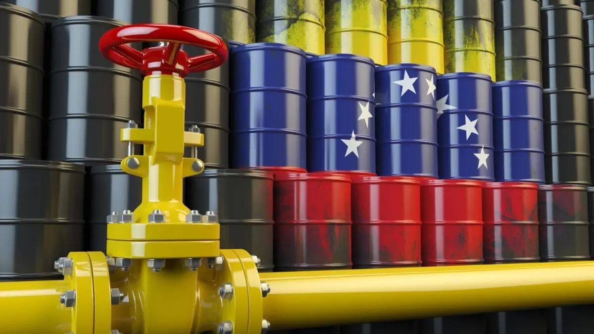 Chinese Regulator Asks Banks to Assess Venezuela Loan Risks