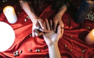 Chinese Police Resolve Marital Dispute Caused by Fortune Teller