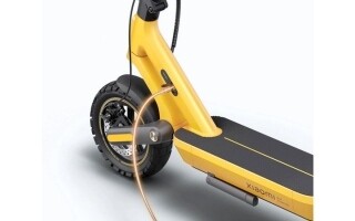 Xiaomi Unveils Fast Charger for Electric Scooters