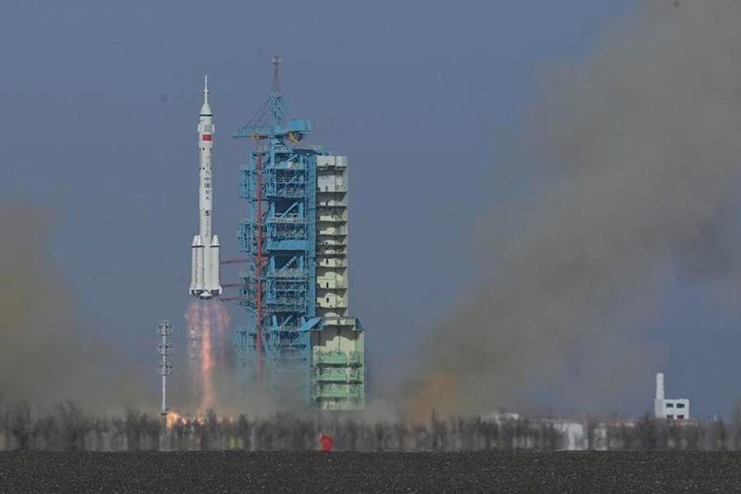 China Successfully Conducts First Emergency Launch Mission with Shenzhou-22