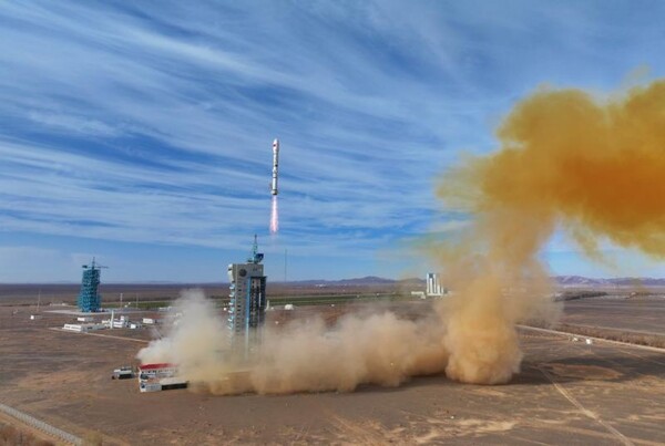China Aims for Leadership in Space Race