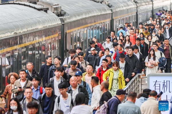 China: 6% Passenger Travel Increase During Qingming Festival