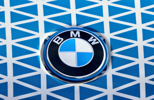 BMW отзовет 1,36 миллиона автомобилей в Китае