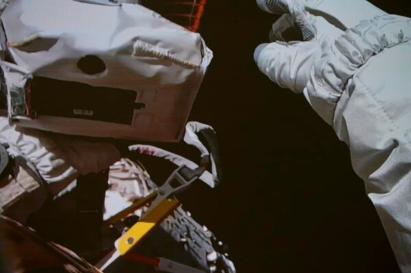 Shenzhou-21 Crew Completes First Series of Spacewalks