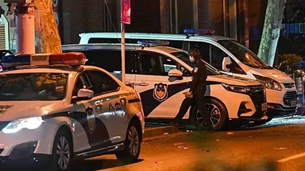 Трое погибли в результате нападения с ножом в городе Чженьчжоу