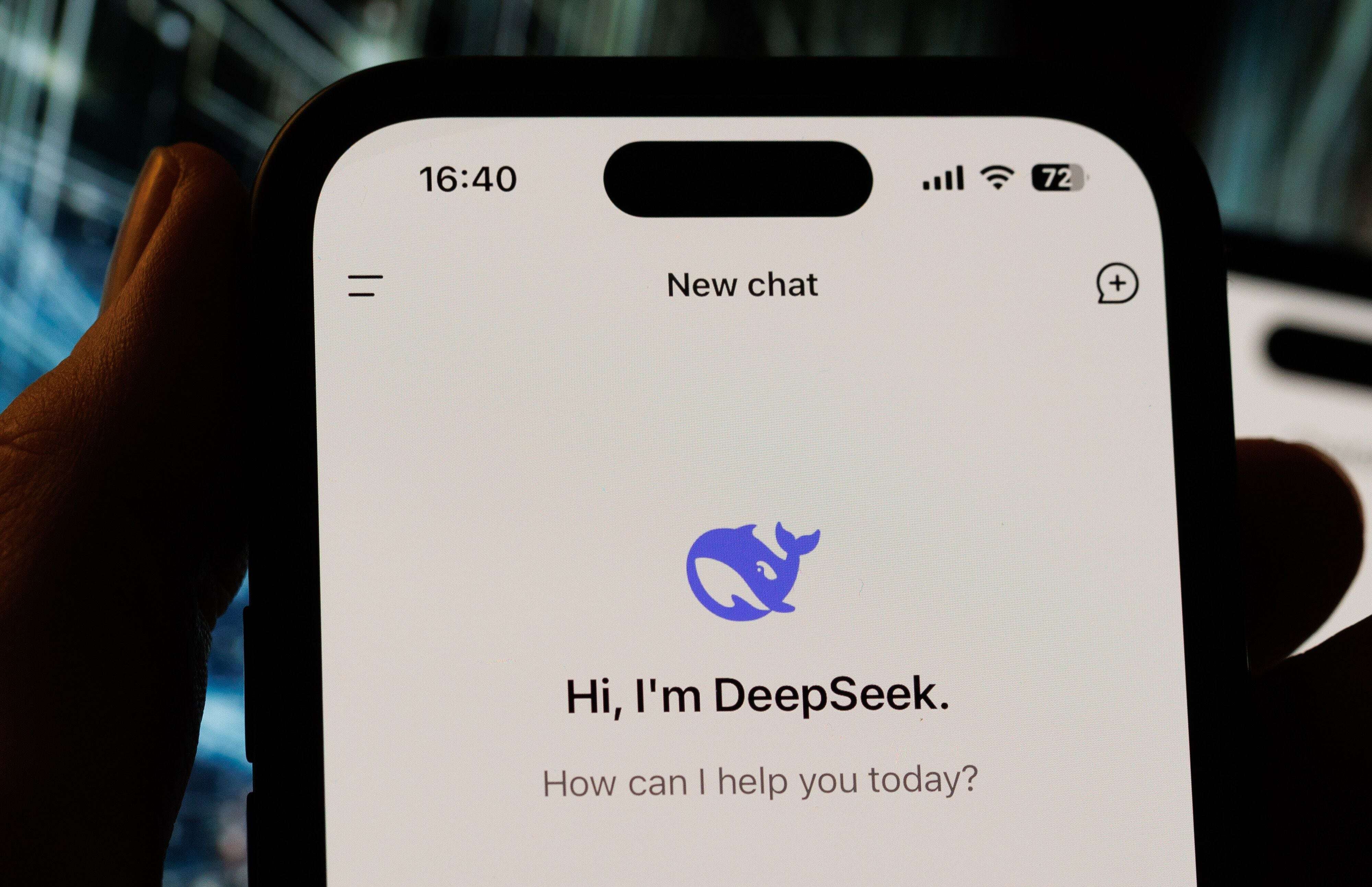DeepSeek's Disruptive Innovation and Economic Impact